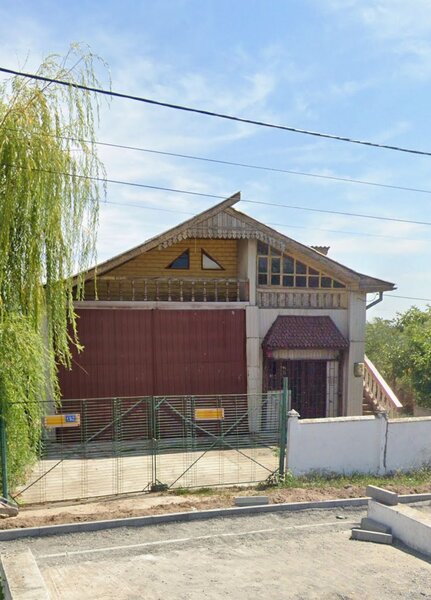 Olt, Nicolae Titulescu, stradal, casa potrivita si pentru spatiu comercial